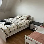 Tres Belle Maison *